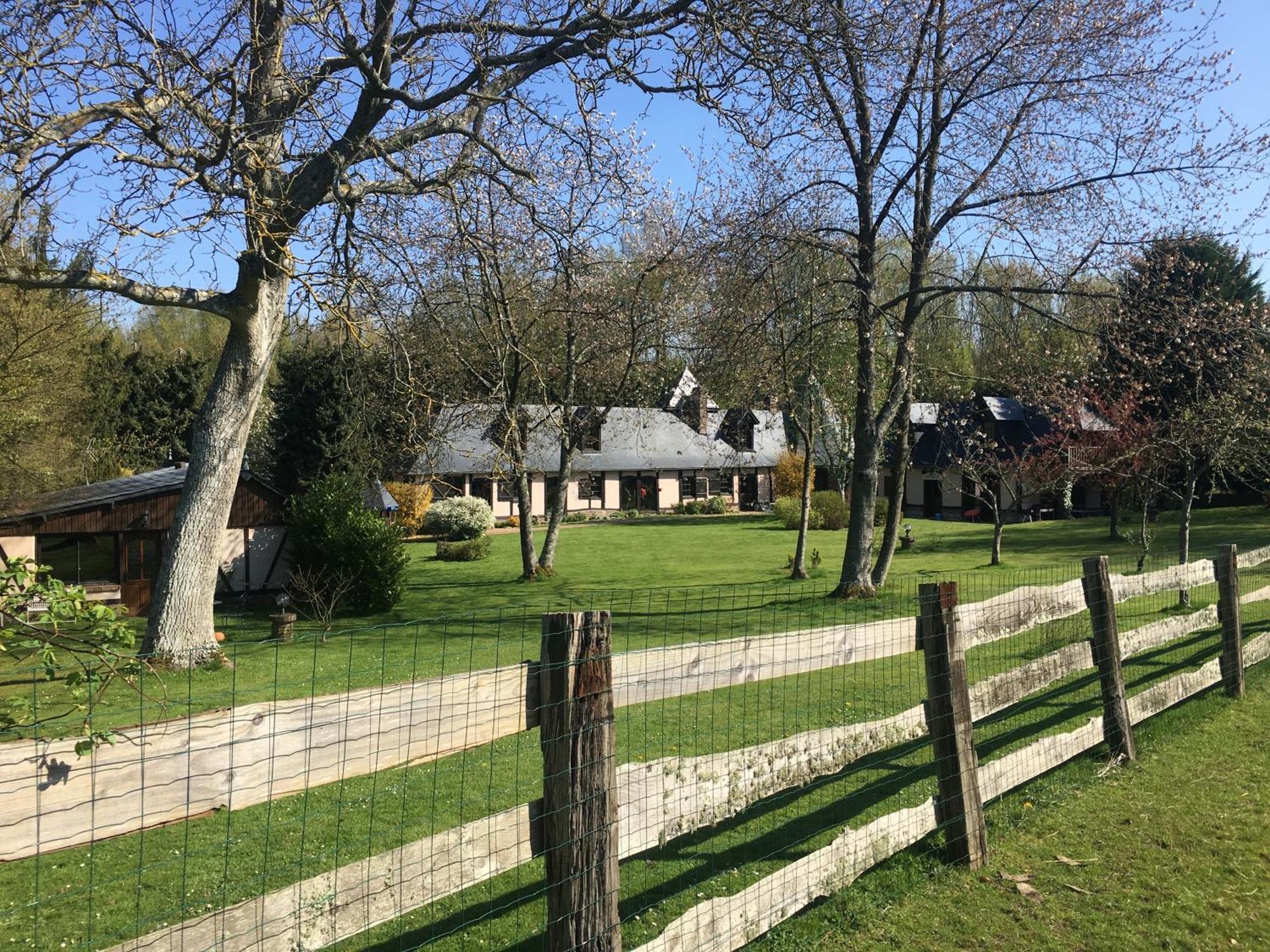 Il Etait Autrefois Bed and Breakfast Saint-Hellier Exteriör bild